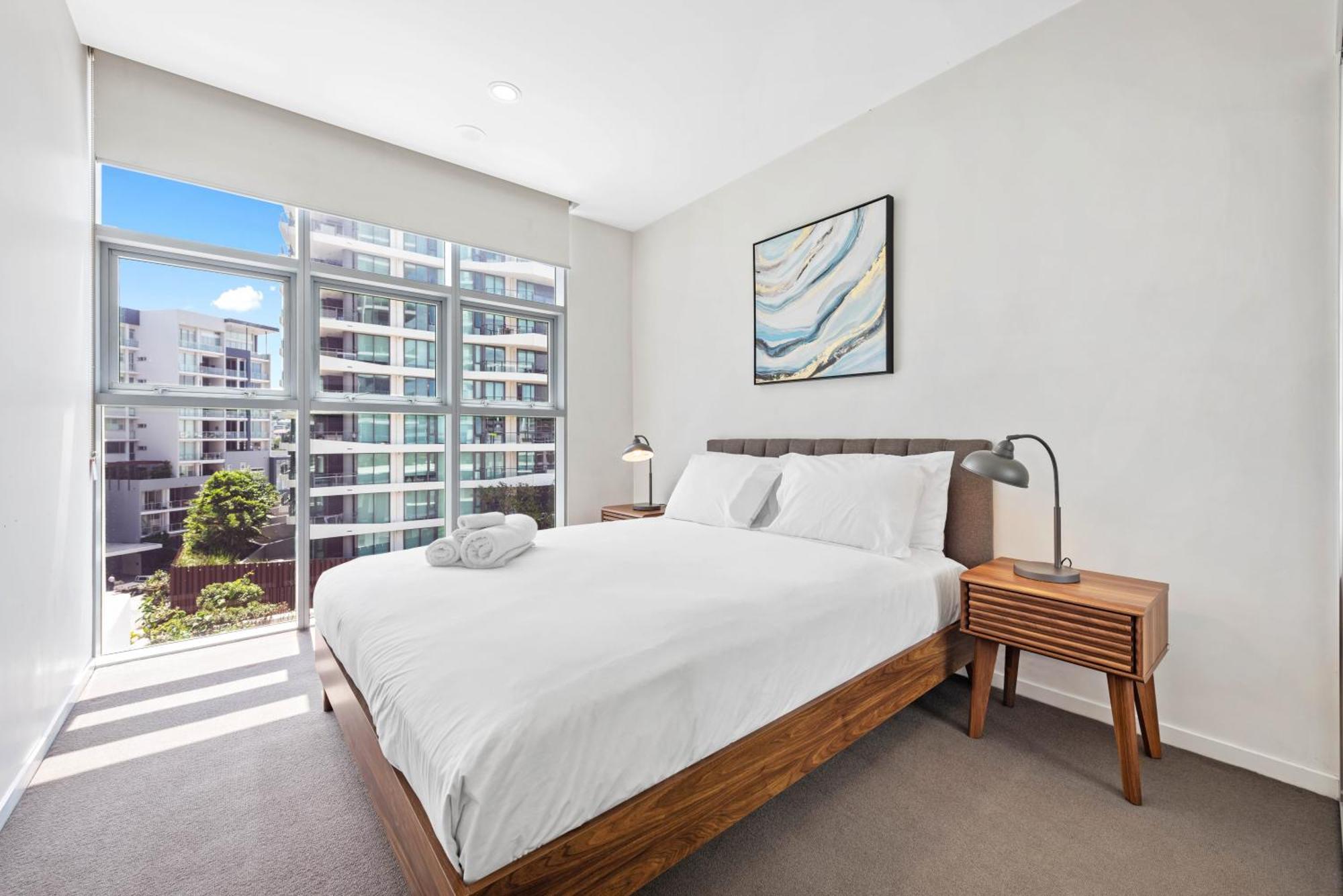 Spacious Portside With Car Park, Bath And Balcony Apartment Brisbane
